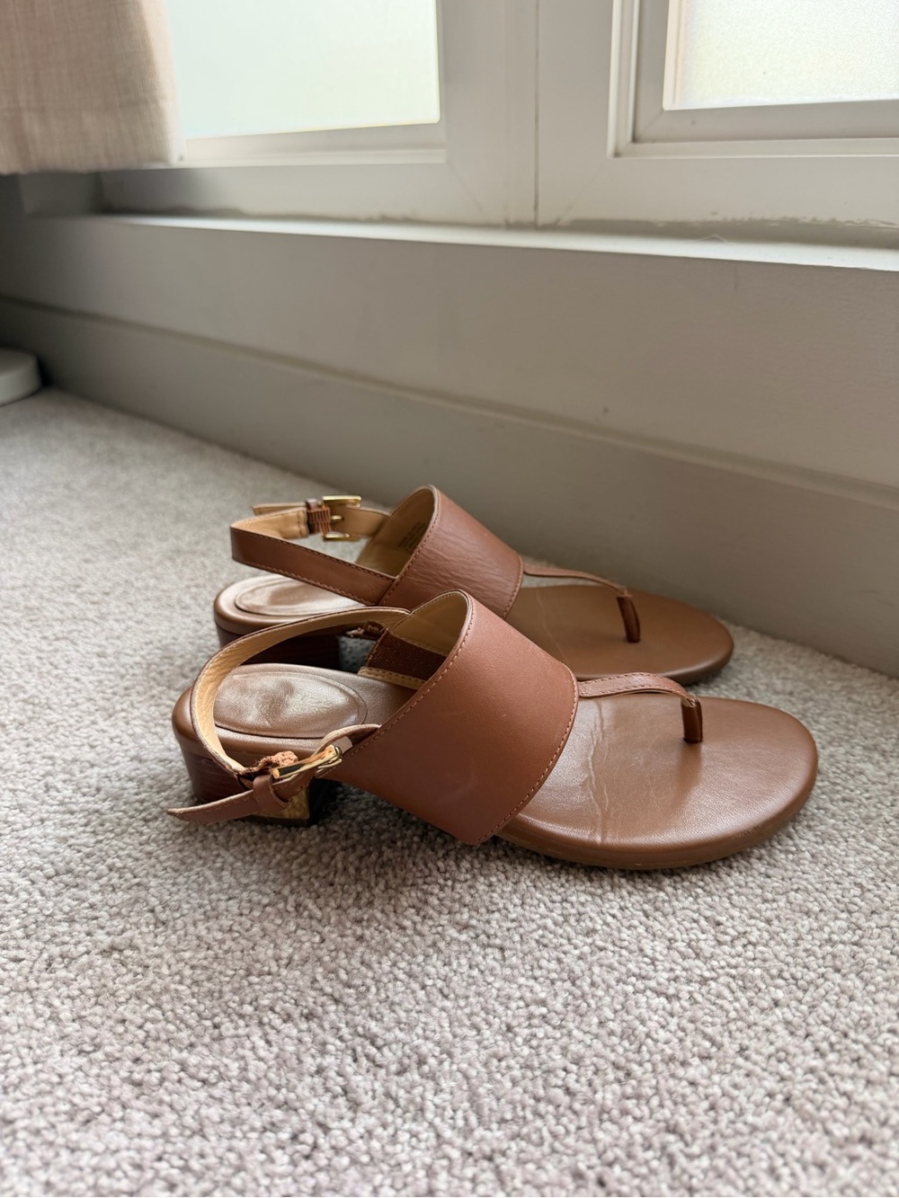 Michael Kors Tan Leather Slingback Thong Sandals - Picture 4 of 6